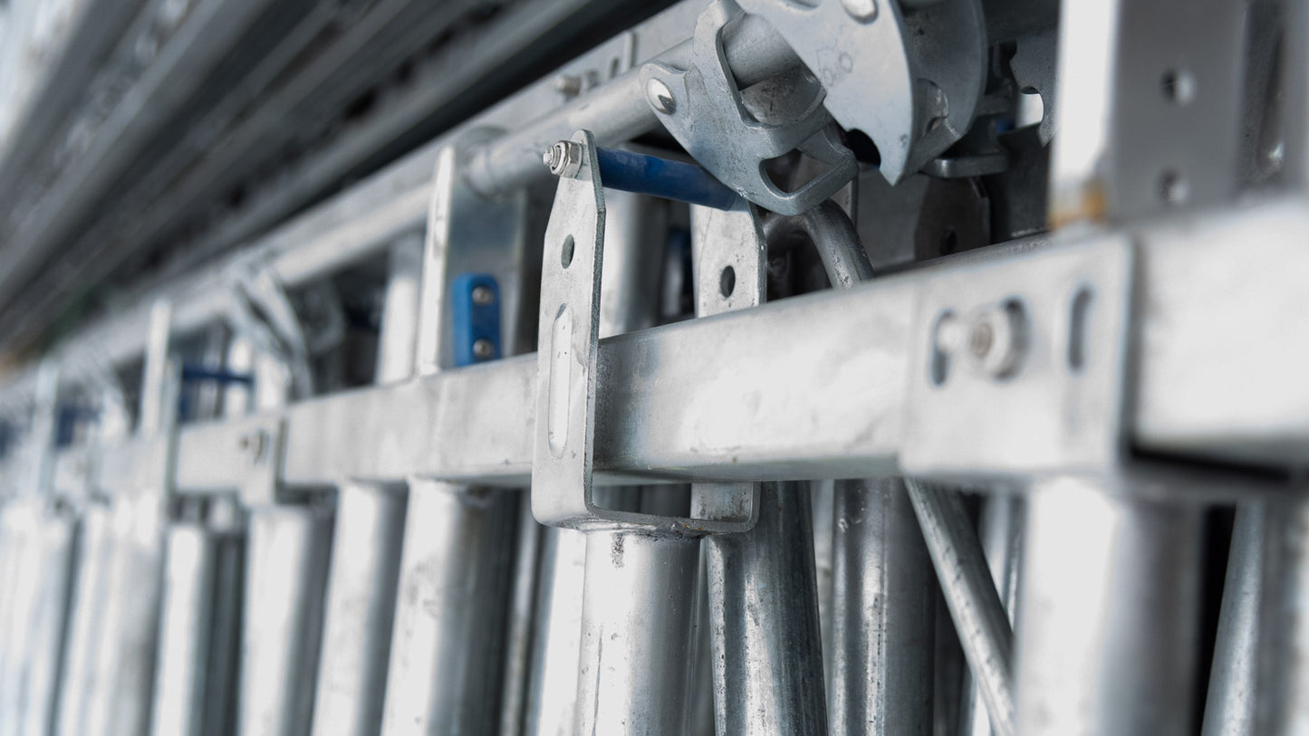 Front de Furajare la 6 Metri